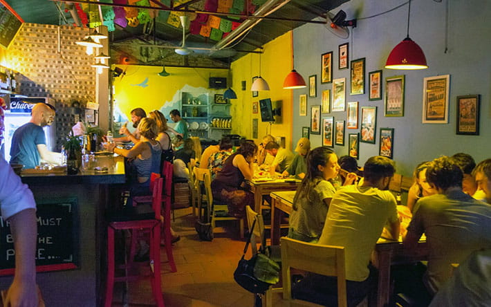 Nightlife In Hanoi - The 5 Best Pubs And Bars In Hanoi. The Snug